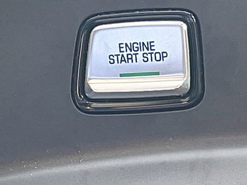 Certified 2018 Chevrolet Corvette Stingray Coupe w/ Z51 1LT image 38