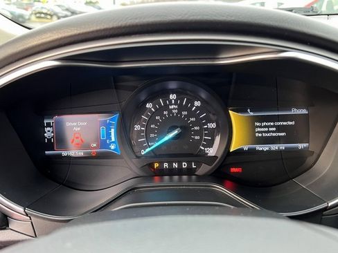 Used 2019 Ford Fusion SEL image 25