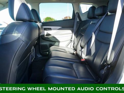 Used 2024 Nissan Murano SL image 11