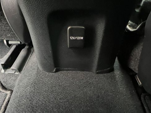 Used 2019 Toyota Prius Prime Premium image 13