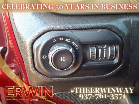 Certified 2022 Jeep Wrangler Unlimited Sahara w/ Cold Weather Group image 15