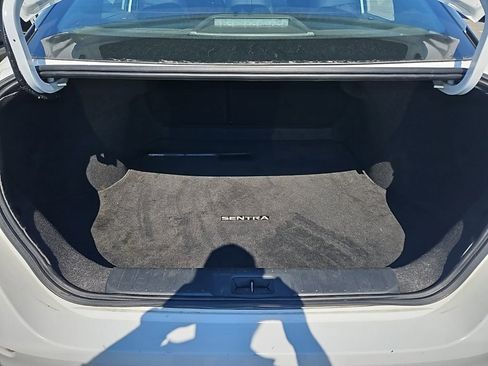 Used 2024 Nissan Sentra SV image 10