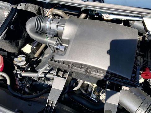 Used 2022 Mercedes-Benz Sprinter 2500 image 34