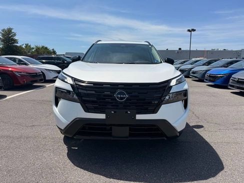 New 2026 Nissan Rogue Dark Armor AWD/4WD image 3