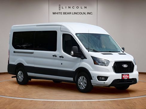 Used 2026 Ford Transit 350 XLT RWD image 3