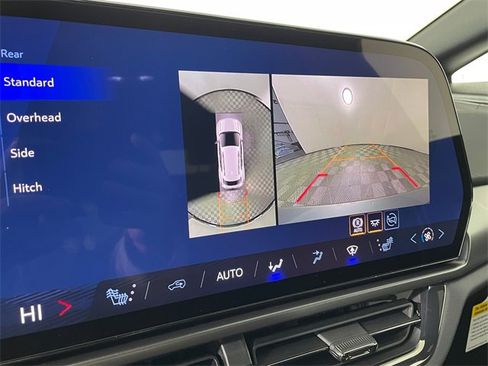 New 2026 Chevrolet Equinox EV RS image 7