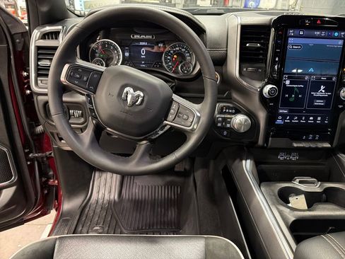 Used 2025 RAM 1500 Laramie w/ Sport Appearance Package AWD/4WD image 5