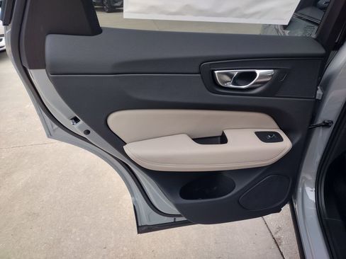 New 2026 Volvo XC60 T8 Plus w/ Climate Package image 19