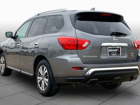 Used 2019 Nissan Pathfinder SL AWD/4WD image 12