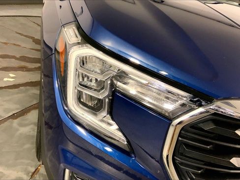 Used 2022 GMC Terrain SLE FWD image 26