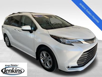 Used 2024 Toyota Sienna XLE w/ XLE Plus Package