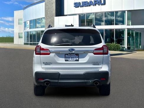 Used 2019 Subaru Ascent Touring AWD/4WD image 7