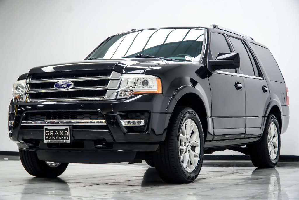Used 2017 Ford Expedition Limited w/ Equipment Group 301A AWD/4WD image 12