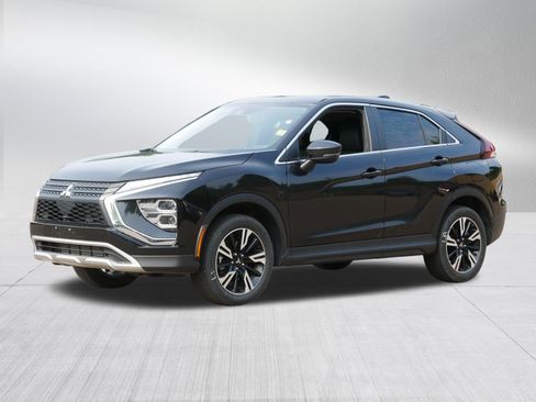 Used 2025 Mitsubishi Eclipse Cross SE AWD/4WD image 3