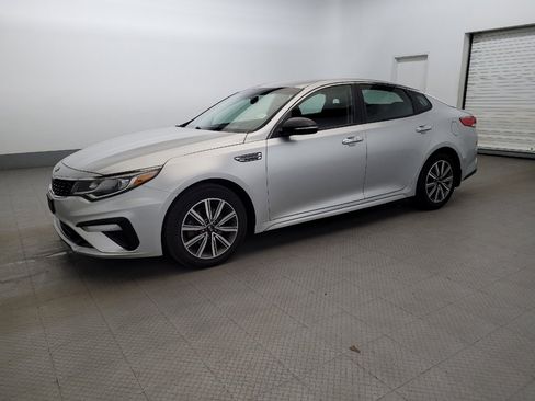 Used 2019 Kia Optima LX w/ LX 17" Wheel Package FWD image 2