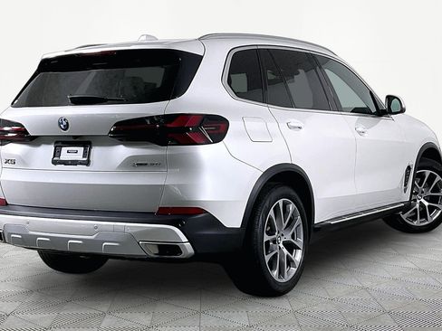 Certified 2024 BMW X5 xDrive40i w/ Parking Assistance Package AWD/4WD image 7