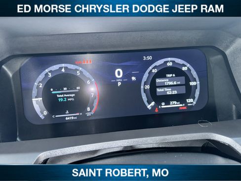 Used 2025 Toyota Tacoma SR5 image 15