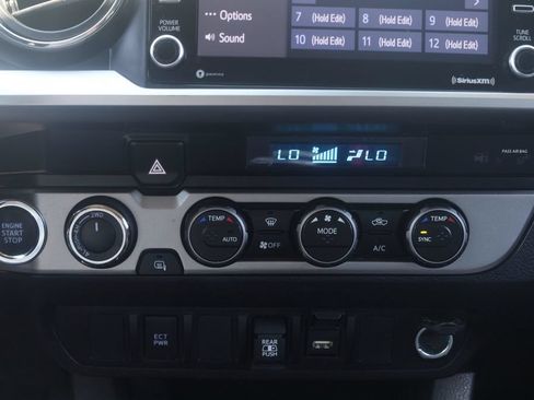 Used 2023 Toyota Tacoma SR5 AWD/4WD image 25