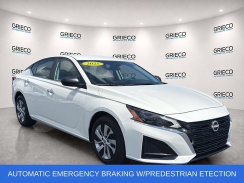 Used 2025 Nissan Altima 2.5 S FWD image 1