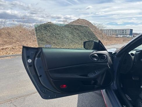 Certified 2024 Nissan Z NISMO w/ Floor Mat Package image 10