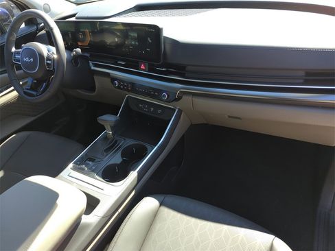 New 2026 Kia Carnival image 11