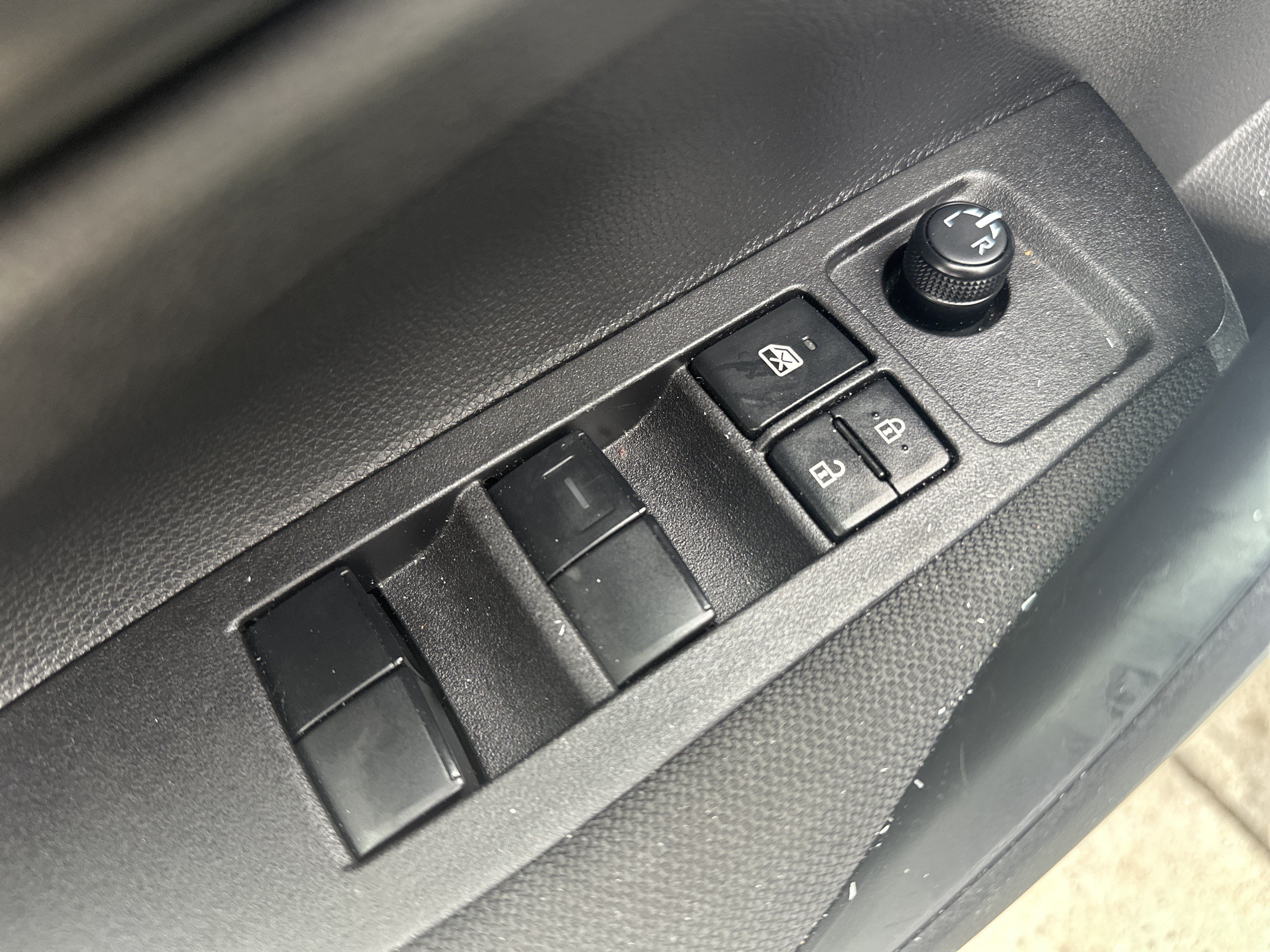 Used 2026 Toyota Corolla LE FWD image 14