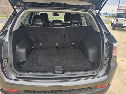 Used 2022 Jeep Compass Limited image 23