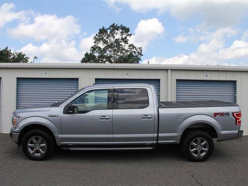 Used 2020 Ford F150 XLT w/ Equipment Group 302A Luxury AWD/4WD image 9