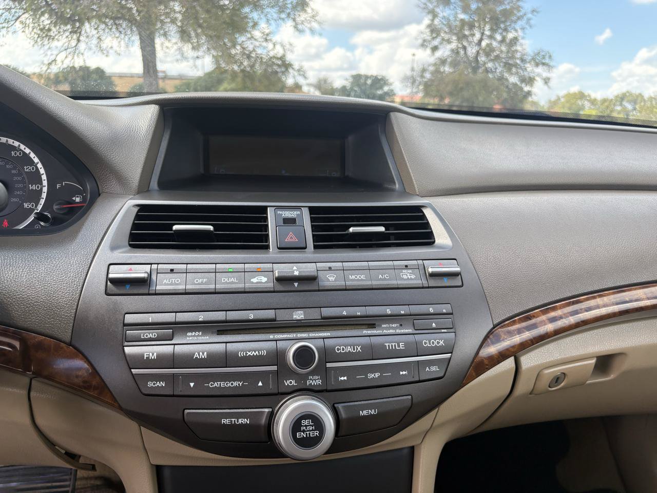 Used 2009 Honda Accord EX-L image 42
