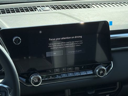 New 2026 GMC Canyon Elevation w/ Convenience Package image 13