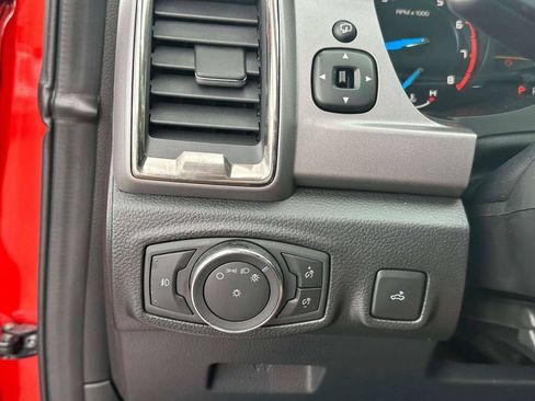 Used 2019 Ford Ranger XLT w/ Equipment Group 302A Luxury AWD/4WD image 20
