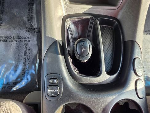 Used 2001 Toyota Sequoia SR5 image 41