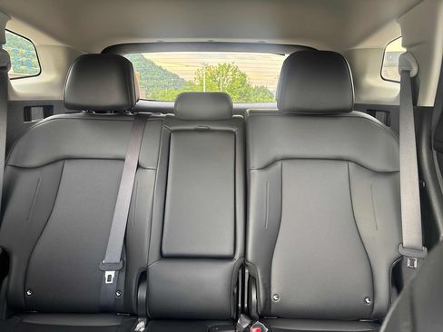Used 2023 Kia Sportage EX AWD/4WD image 19