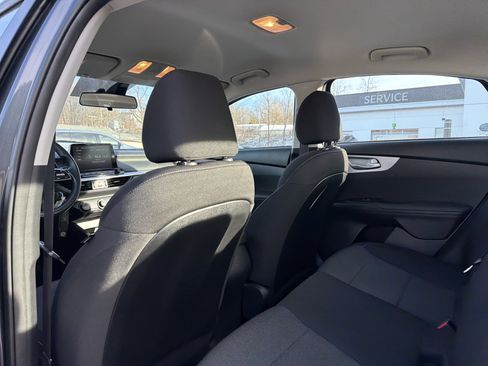 Used 2023 Kia Forte LXS image 27