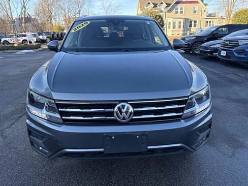Used 2020 Volkswagen Tiguan SEL w/ 3rd Row Seat Package image 12
