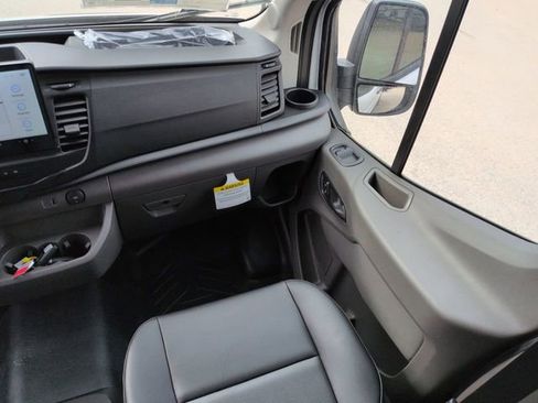 New 2026 Ford Transit 250 148 Medium Roof w/ Load Area Protection Package image 15
