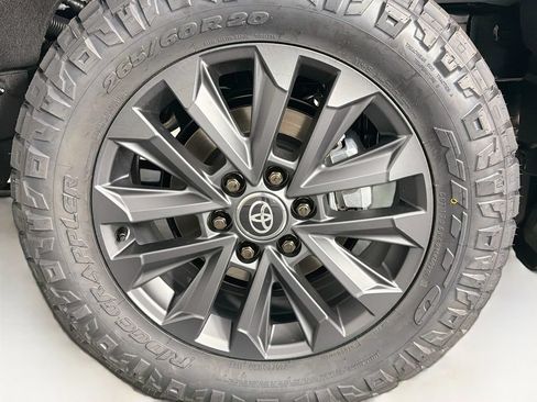 New 2027 Toyota Land Cruiser AWD/4WD image 31