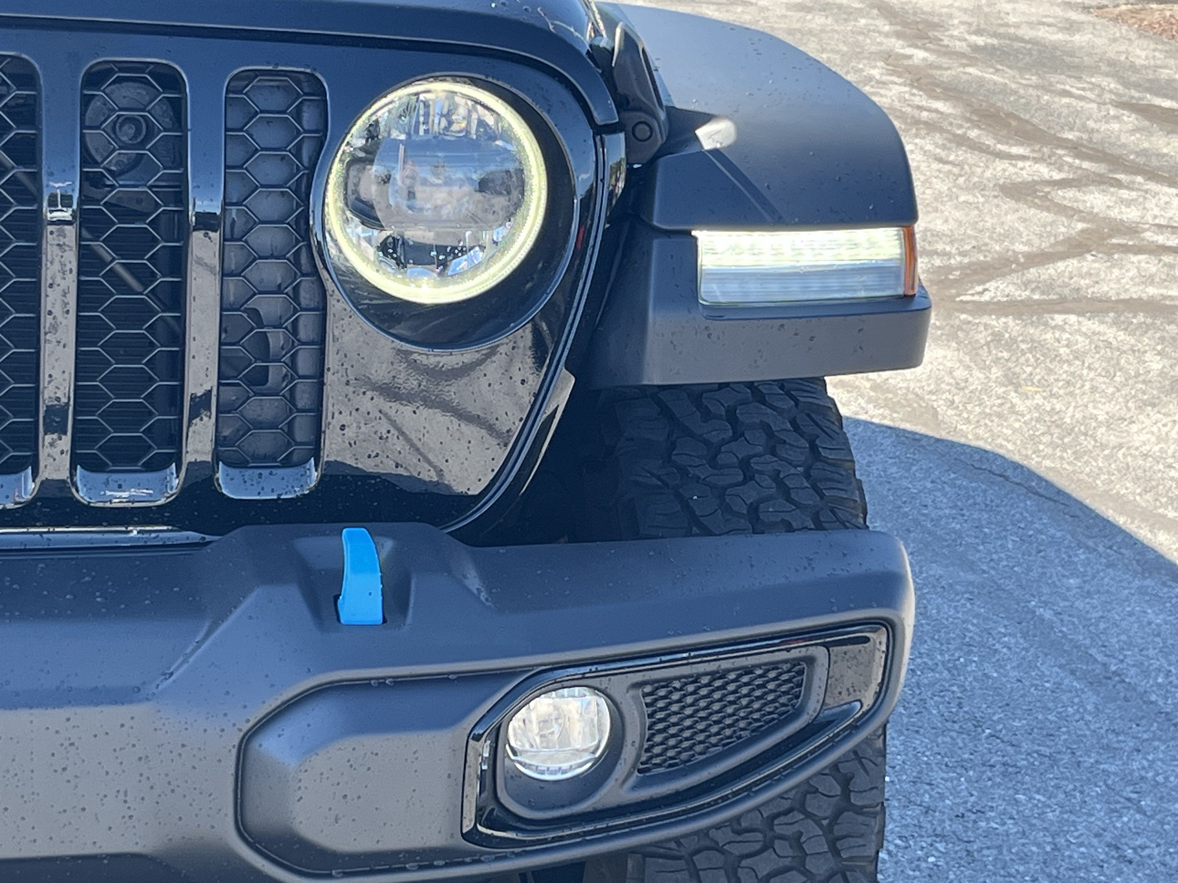 Used 2024 Jeep Wrangler Unlimited AWD/4WD image 10