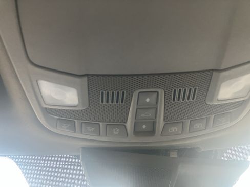 Used 2019 Ford F150 Lariat w/ Equipment Group 502A Luxury AWD/4WD image 31