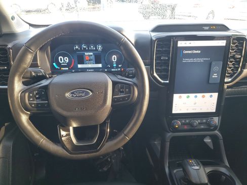 Used 2024 Ford Ranger Lariat w/ Trailer Tow Package image 25