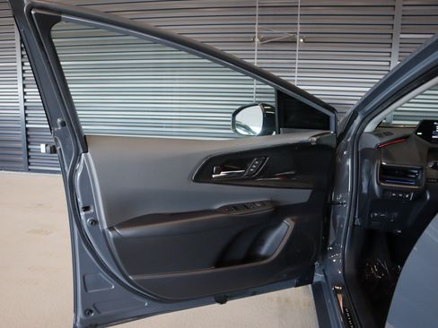 Used 2024 Toyota Prius Limited w/ Limited Premium Package FWD image 22