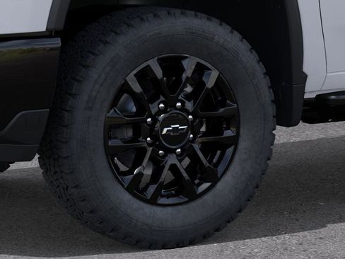 New 2026 Chevrolet Silverado 2500 LT image 9