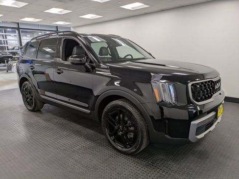 Used 2023 Kia Telluride EX X-Line image 3