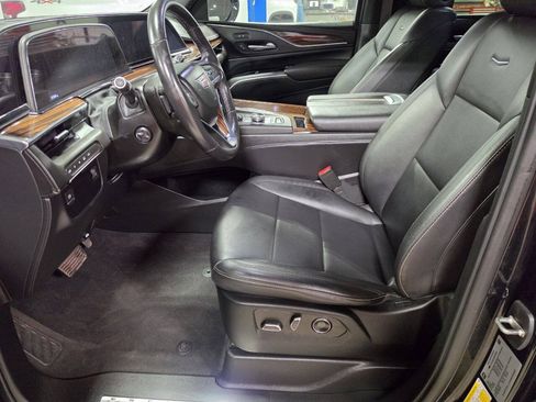 Used 2022 Cadillac Escalade ESV Luxury AWD/4WD image 27