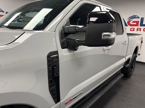 New 2026 Ford F350 Lariat w/ Black Appearance Package image 7