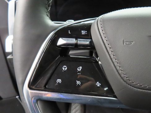 Used 2026 Cadillac Escalade Platinum Sport w/ LPO, Floor Liner Package image 49