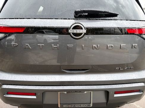 New 2026 Nissan Pathfinder SL AWD/4WD image 9