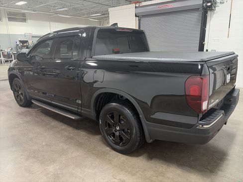 Used 2020 Honda Ridgeline Black Edition image 5