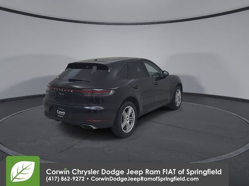 Used 2020 Porsche Macan AWD/4WD image 14