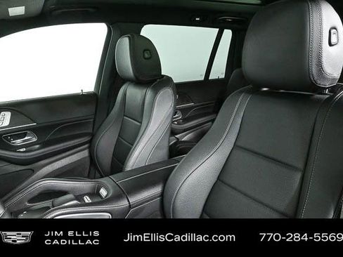 Used 2022 Mercedes-Benz GLS 450 4MATIC image 3